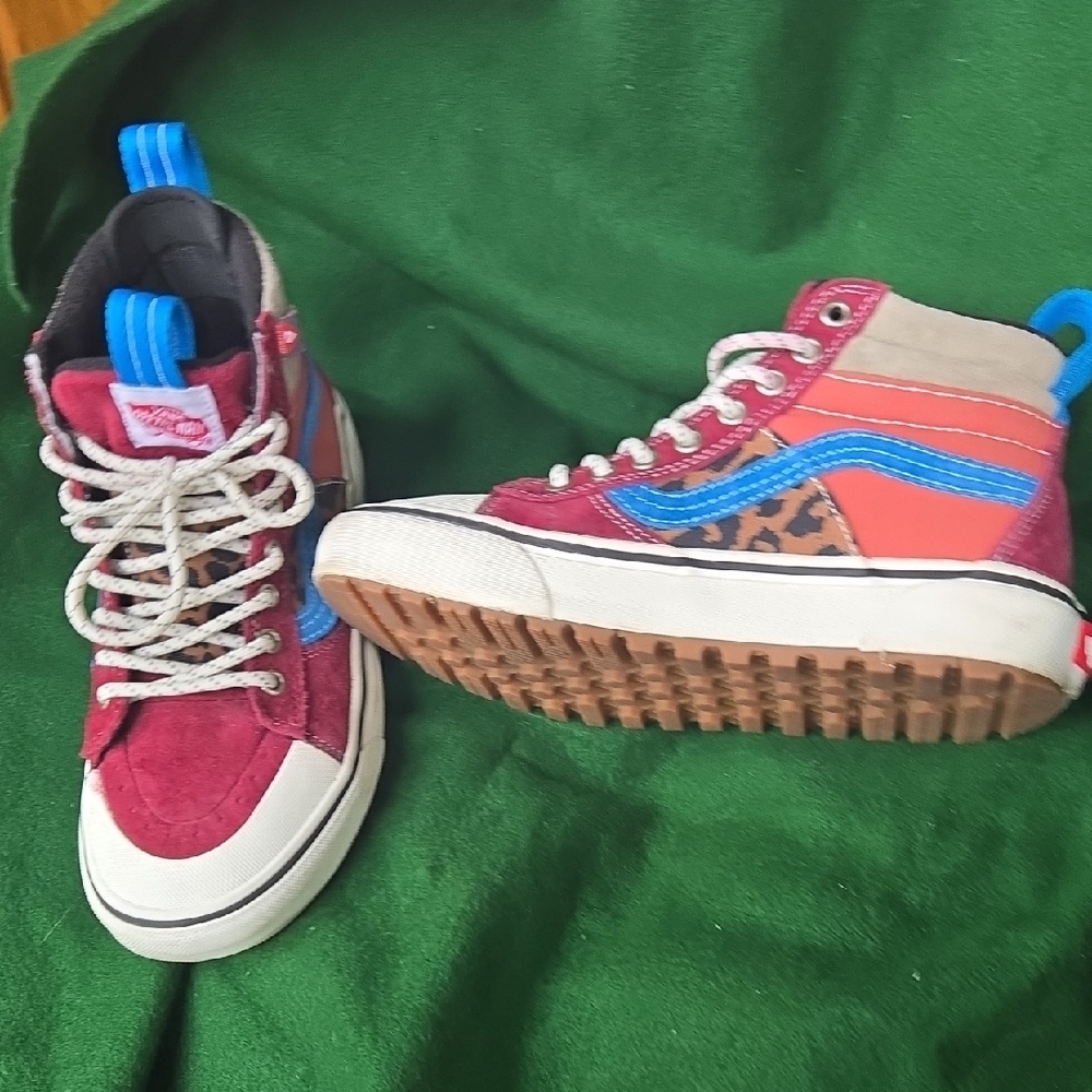 Kids High-Top Sneakers in Burgundy with Blue Accent and Leopard Panel